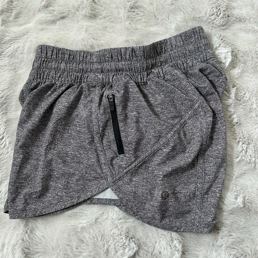 Lululemon Athletica Gray Athletic Shorts with Elastic Waistband - Picture 5 of 9